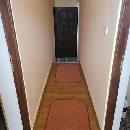 Wynajem Pokoi Magdalena Homestay *